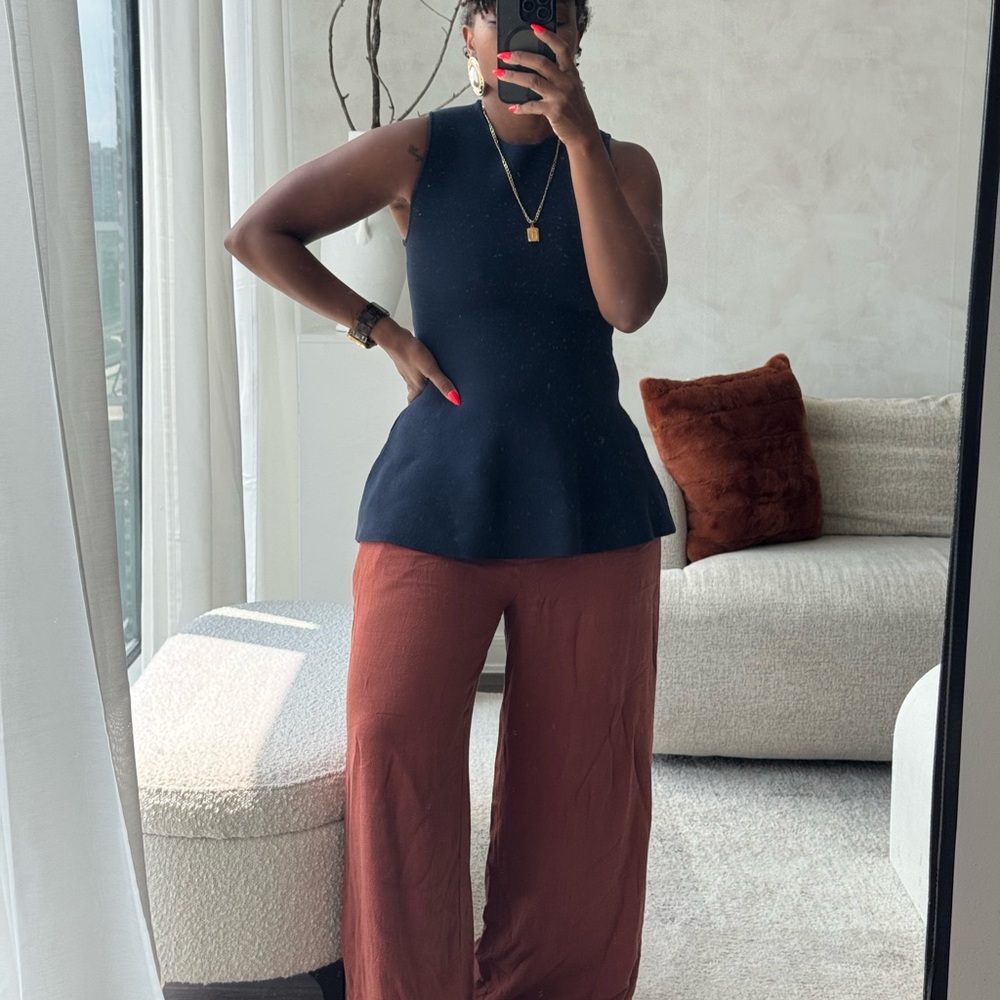 Zara knit Navy top (S)